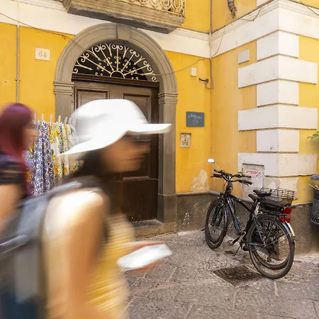 San Cesareo 64 לינה וארוחת בוקר